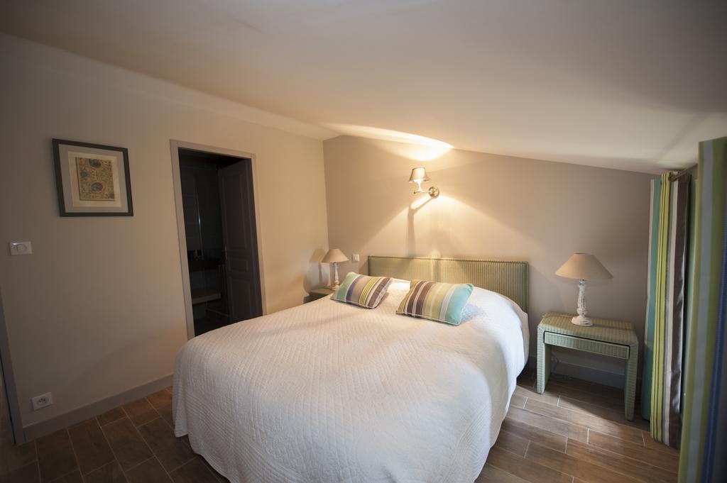 B&B Chateau Ciceron Ribaute エクステリア 写真